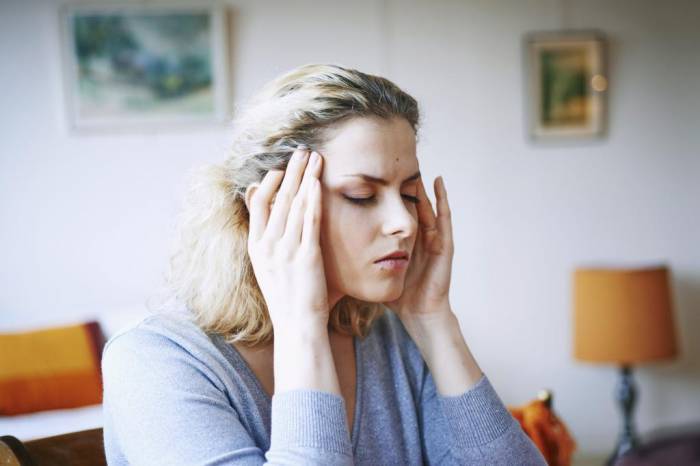 Таблетки при головного болю і мігрені: список, характеристики, відгуки
